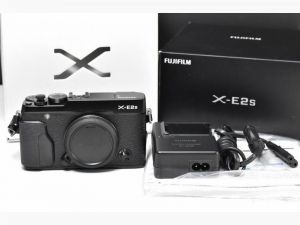กล้อง Fujifilm X-E2s body สภาพนางฟ้า อดีตประกันศูนย์ การทำงานปกติดีเต็มระบบ ของครบกล่อง